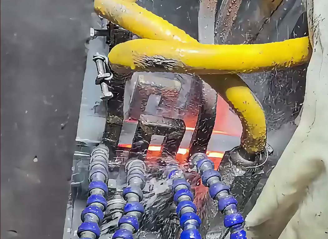 臥式導軌淬火機床｜導軌精密熱處理一體化，在線作業高效精準