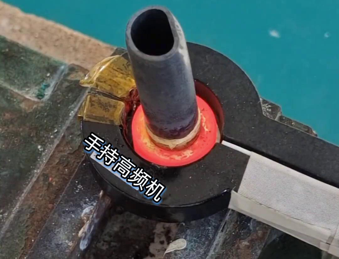 手持式高頻焊接機具有焊接速度快、焊接質量高、操作簡單等優點