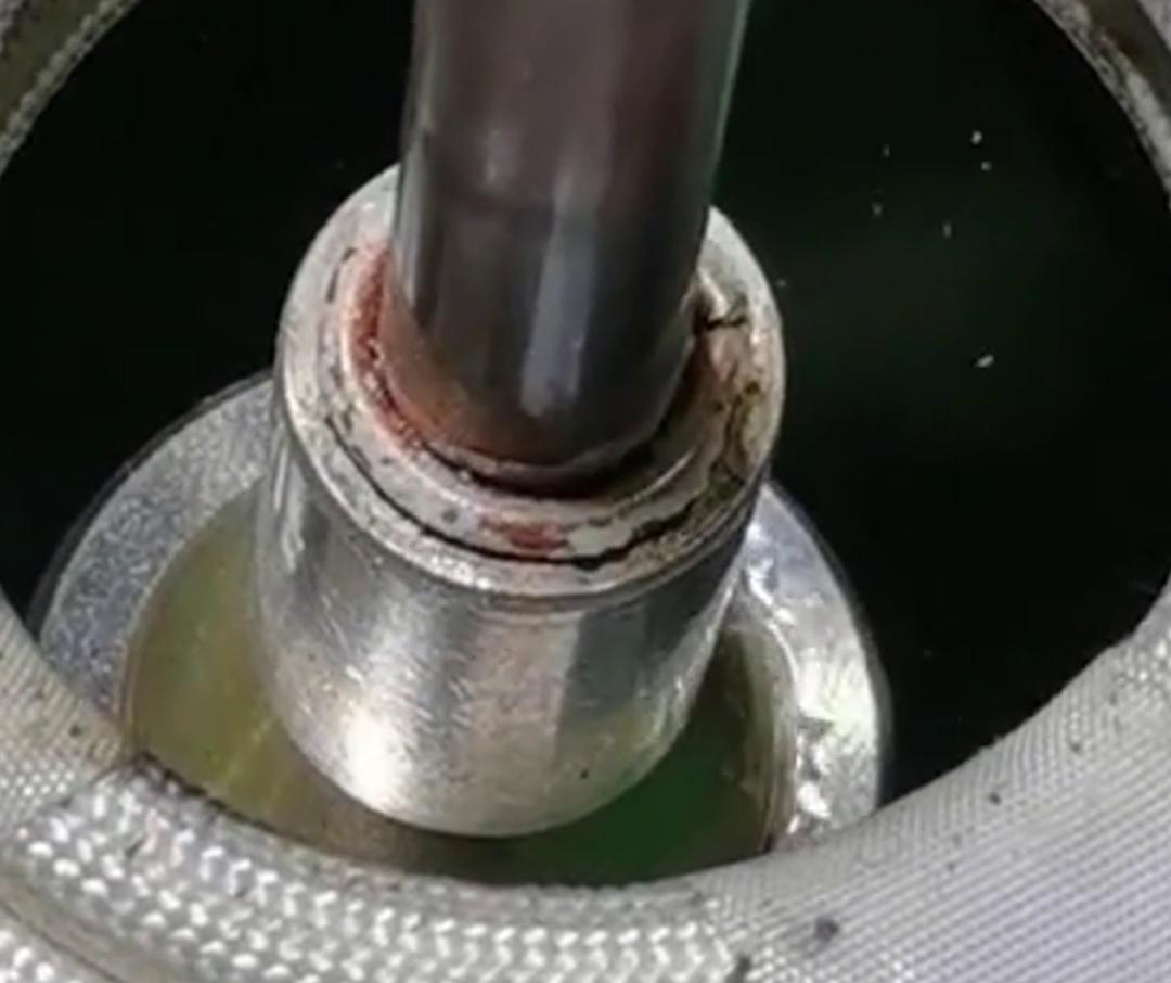 高頻機焊接銅鋁管是一種有效的焊接方法，但要注意工藝規范和焊接技巧