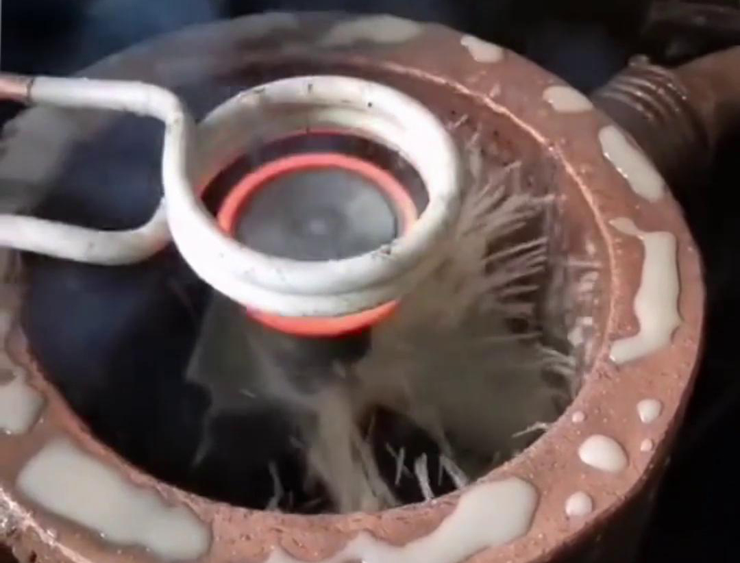 齒輪采用高頻淬火工藝具有硬度高、變形量小等顯著優勢