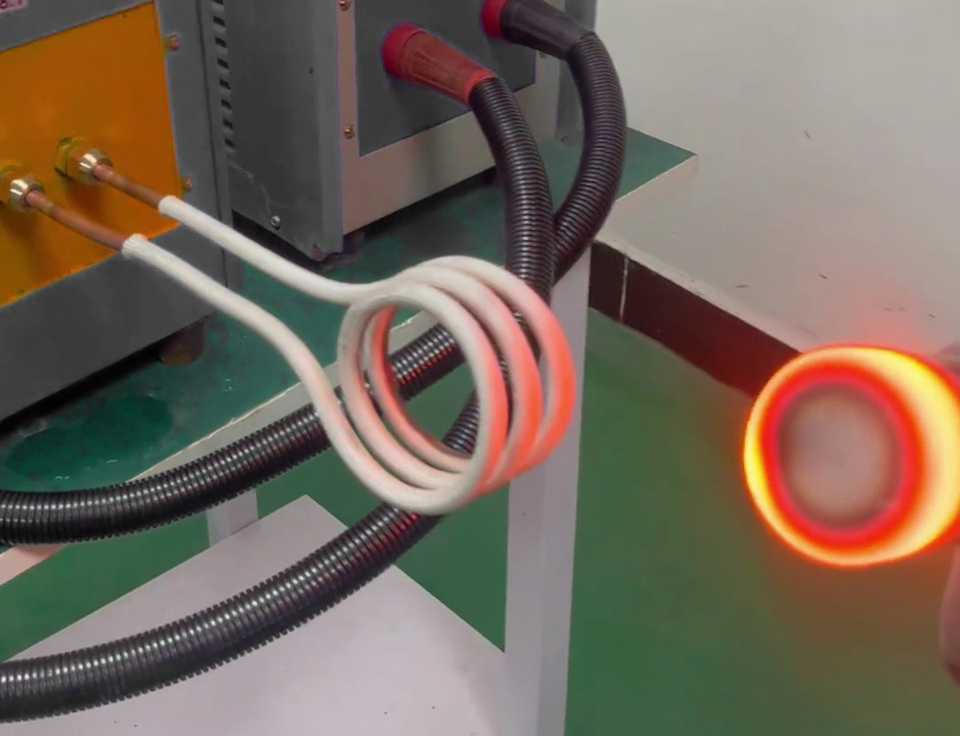 不銹鋼退火拉伸只需5秒？高頻加熱機的神奇效果讓人驚嘆！